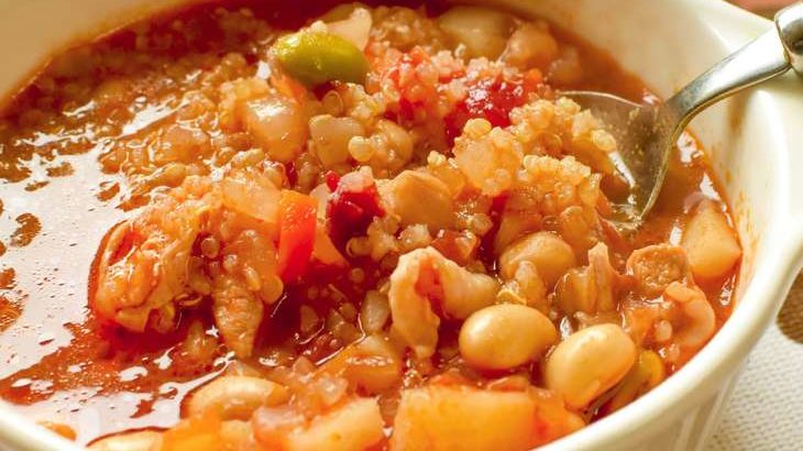 【バゲット】超簡単ミネストローネのレシピ。旬食材で作る冬スープ（12月5日）