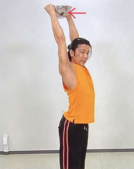 教えてもらう前と後】肩こり改善エクササイズのやり方。武田真治さんが伝授！1日2分の簡単体操（6月2日）