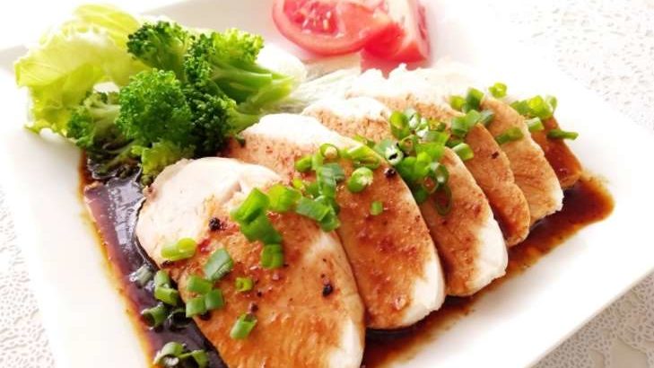 【ウワサのお客さま】アボカドソースのよだれ鶏のレシピ。コストコダイエット先生の食べてやせる料理（4月29日）