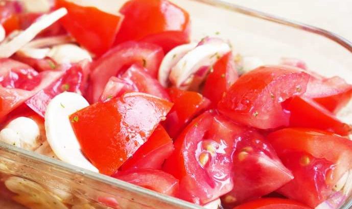 【ヒルナンデス】トマトマリネのレシピ。万能ポン酢ダレで簡単！松山絵美さんの節約9分料理（4月26日）