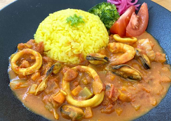 土曜はなにするシーフードカレー