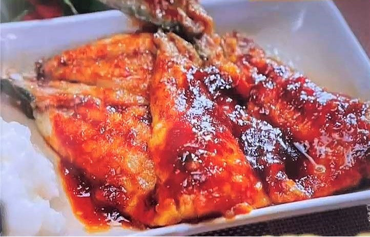 ヒルナンデスあじの蒲焼きとろろがけ