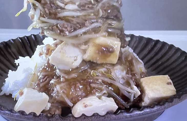 あさいち豆腐✕もやし✕ひき肉の生姜香るあんかけ丼
