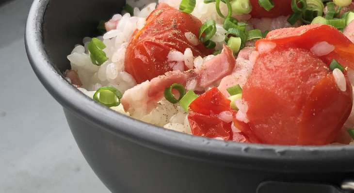 トマトとツナの炊き込みご飯