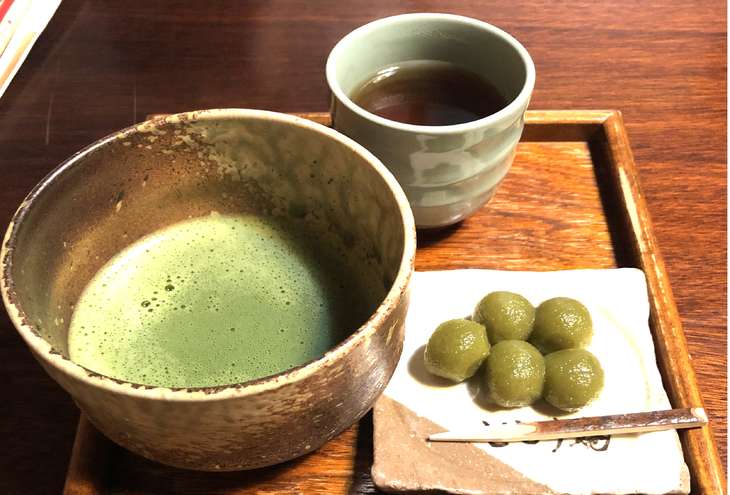抹茶と団子
