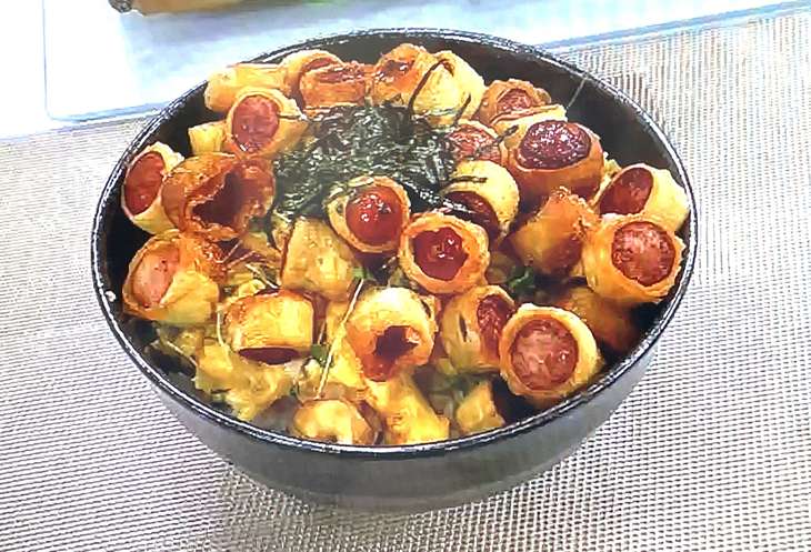 バリバリ✕とろとろ新食感ソーセージエッグ丼