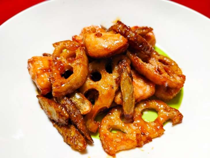 ごぼうとれんこんのコチュジャン炒め