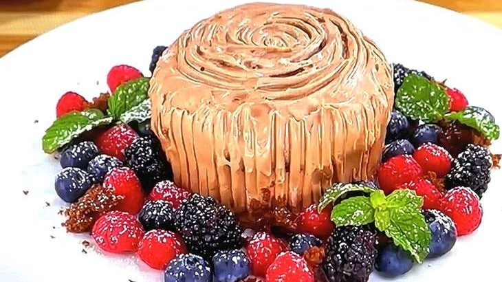 【沸騰ワード10】ブッシュ・ド・ノエルのレシピ。志麻さんのコストコ絶品クリスマス料理（12月19日）