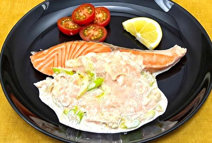 しっとりサーモンの和風ソースがけ