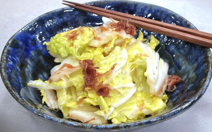 白菜の梅干しあえ