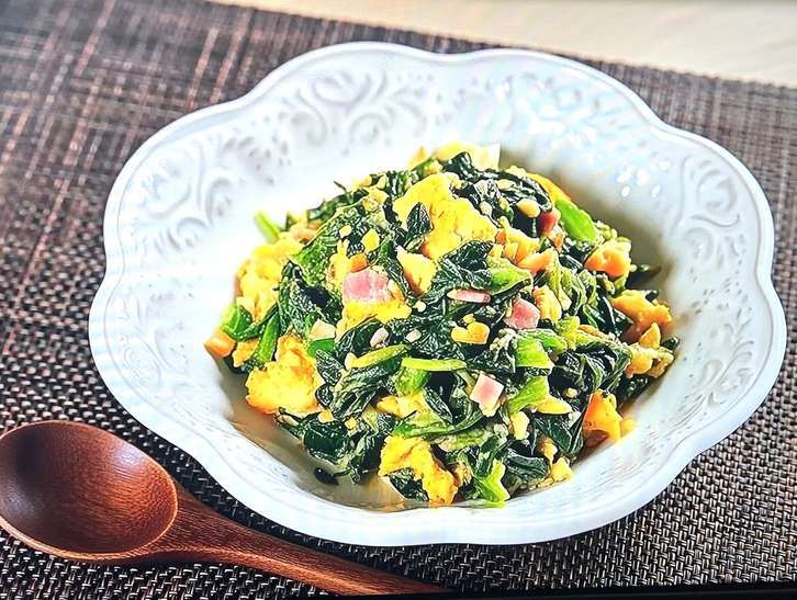 ほうれん草の卵サラダ