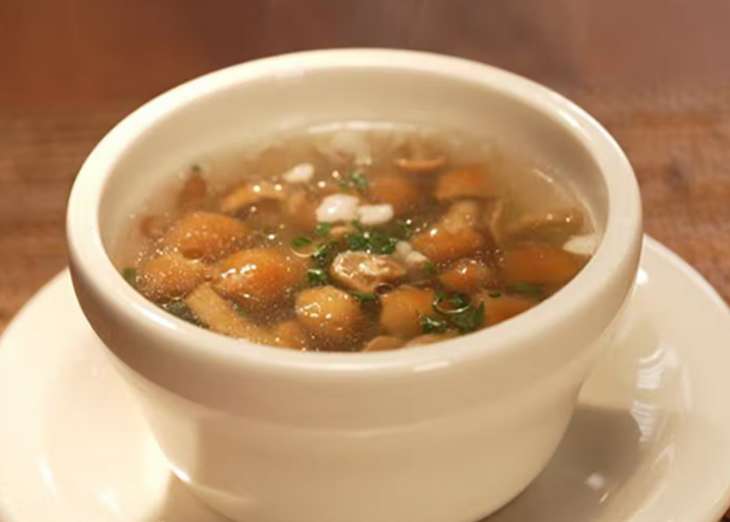 なめこコンソメのスープ