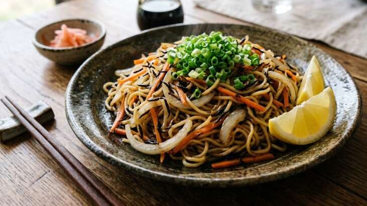 【ノンストップ】ヒジキと新タマネギの塩焼きそばのレシピ。笠原将弘シェフの本格和食（3月3日）