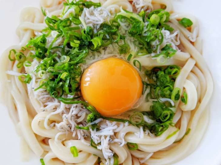 しらす釜玉うどん
