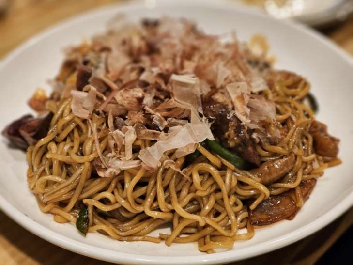 ホルモン焼きそば